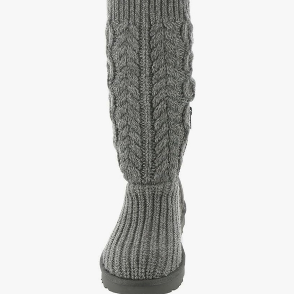 UGG Cardy Cabled Knit Boot - Picture 9 of 15